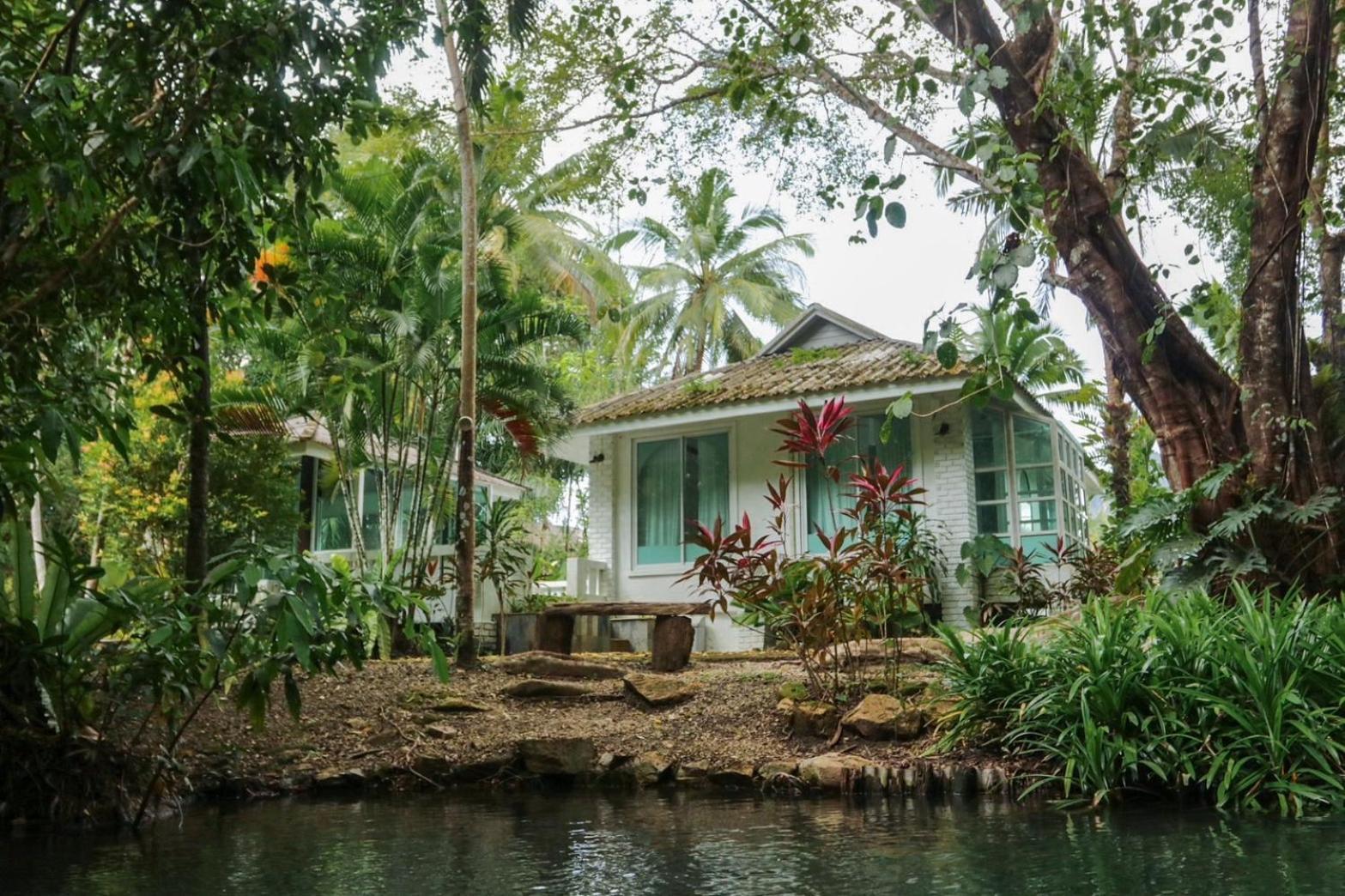 Blu Monkey Pooltara Krabi Hotel & Villas Pet Friendly Exterior foto
